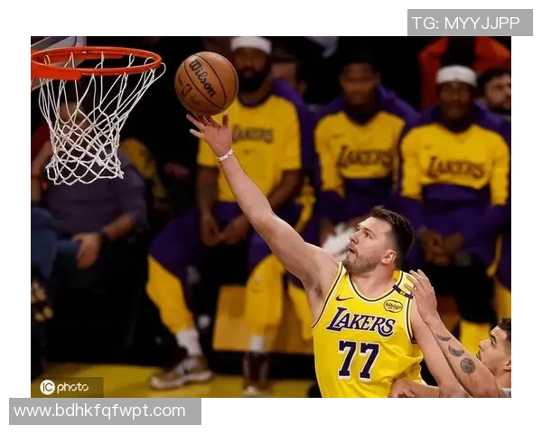 湖人掘金激战回顾精彩瞬间全场录像重温篮球盛宴